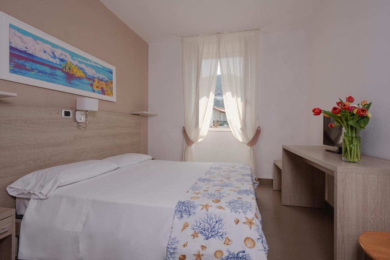 Hotel Stella Maris Terme Casamicciola Terme Екстер'єр фото